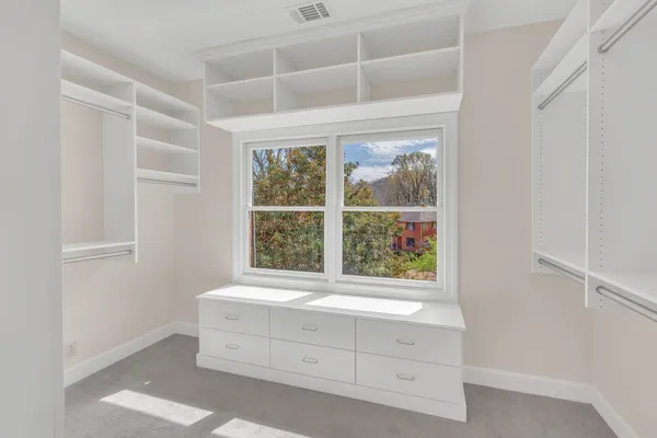 $1,395,000 | 128 Abbeywood Drive, Nashville, TN 37215