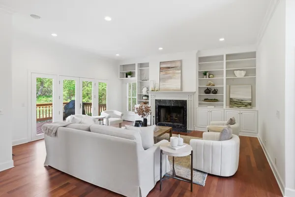 $1,395,000 | 128 Abbeywood Drive, Nashville, TN 37215