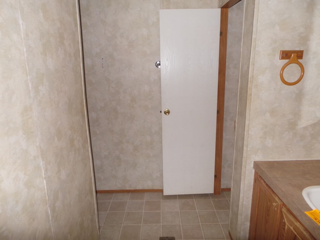 1011 Alexander Myers Road Florence, MS 39073 - Photo 7 of 10 BATH 1