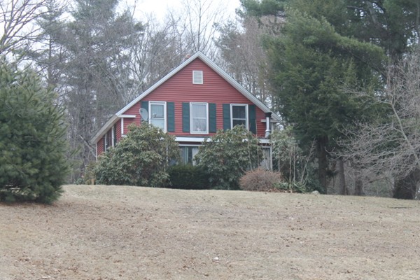28 Paxton Road Spencer, MA 01562 - Photo 2 of 20 Gallery Image 2