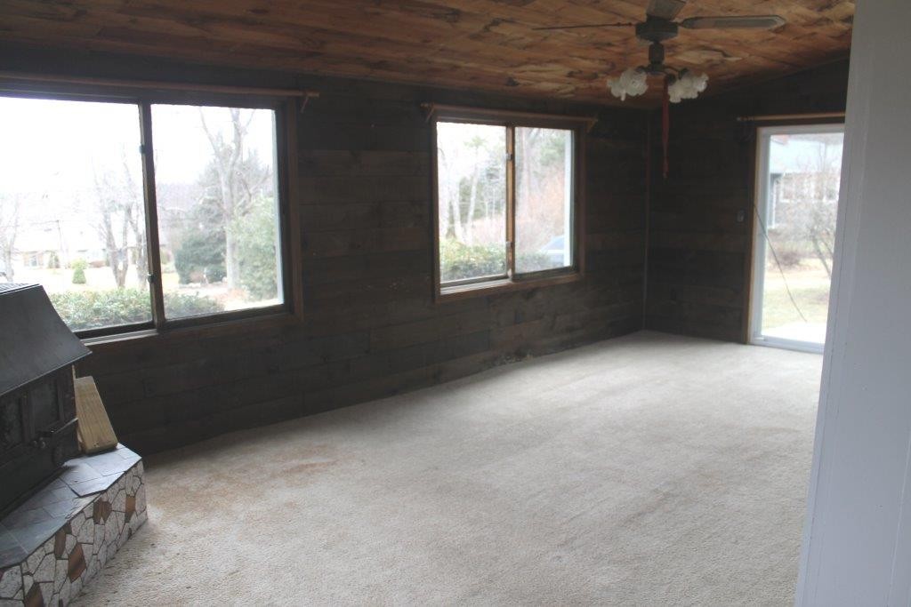 28 Paxton Road Spencer, MA 01562 - Photo 6 of 20 Gallery Image 6