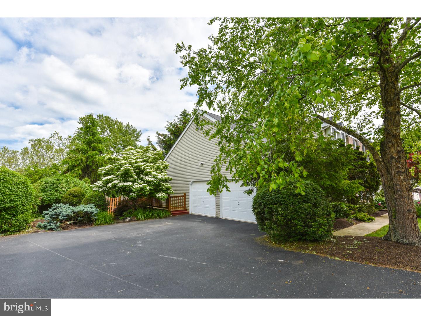 1033 Redtail Road Audubon, PA 19403 - Photo 6 of 25 Gallery Image 6
