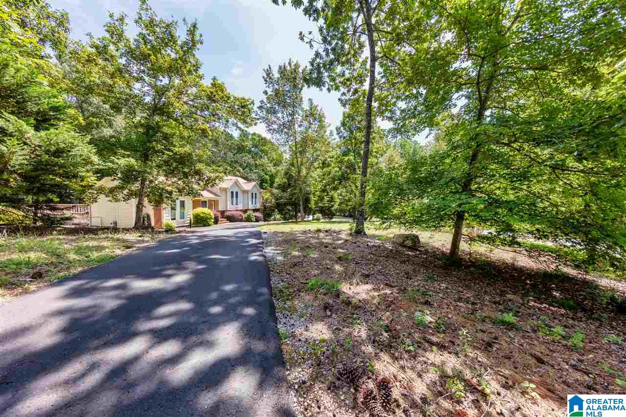 147 Red Stick Road Pelham, AL 35124 - Photo 3 of 45 Gallery Image 3
