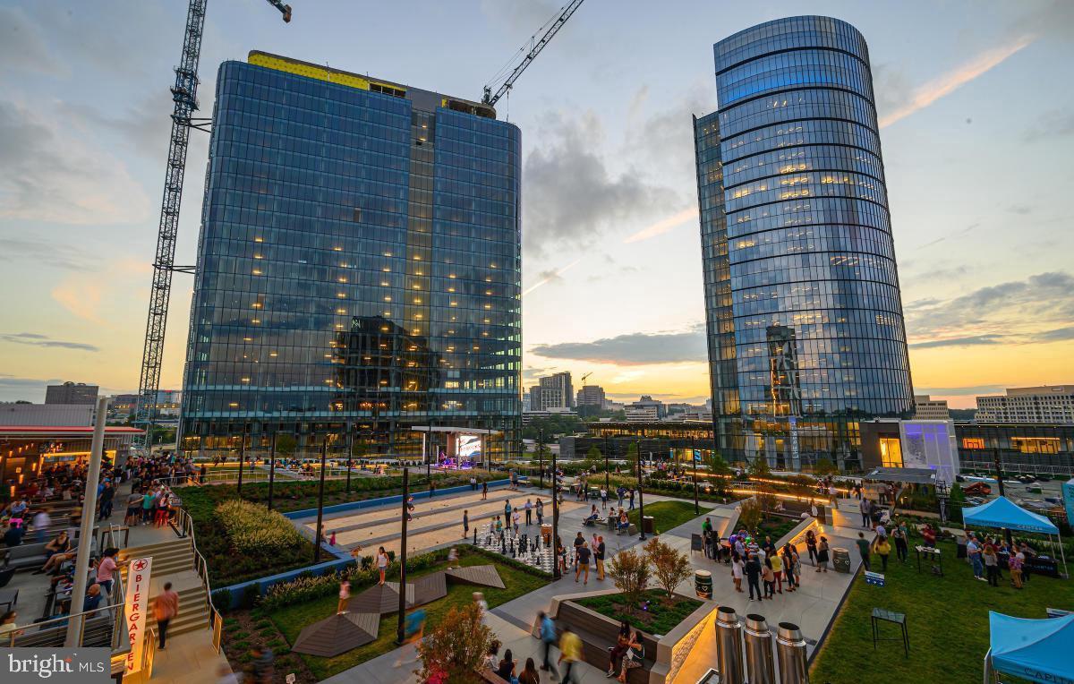 1808 Old Meadow Road, Unit 1201 McLean, VA 22102 - Photo 35 of 37 a city view