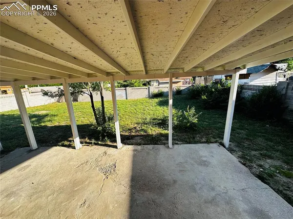 a view of outdoor space