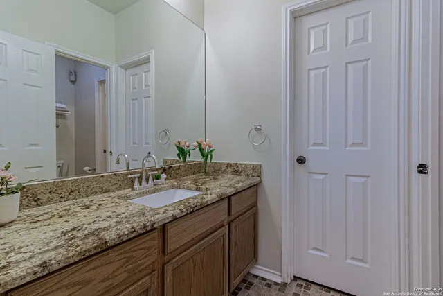 $3,599 | 323 Shannon Ridge Drive, Floresville, TX 78114