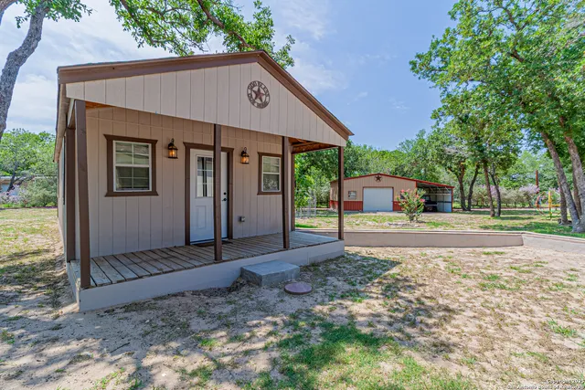 $3,599 | 323 Shannon Ridge Drive, Floresville, TX 78114