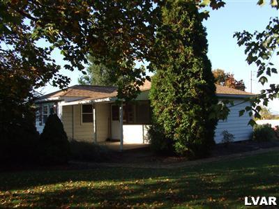 4115 Robert Road Emmaus, PA 18049 - Photo 2 of 13 Gallery Image 2