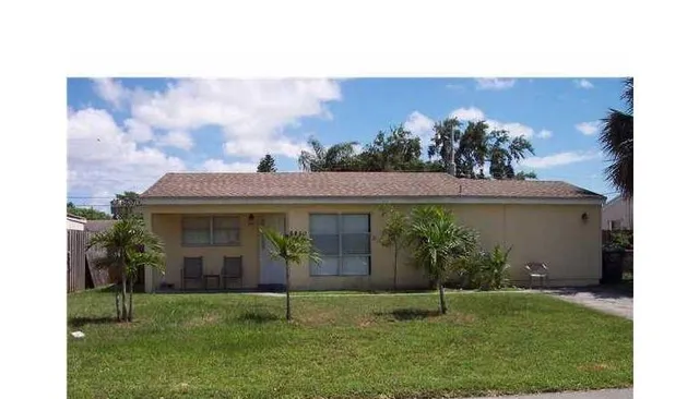 $2,750 | 6840 Greene Street, Hollywood, FL 33024