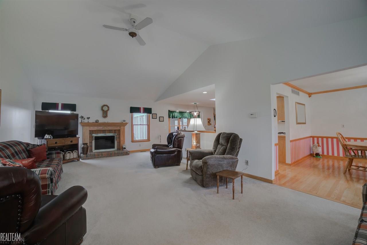1070 Holmes Road Allenton, MI 48002 - Photo 2 of 38 31328549-1.JPG