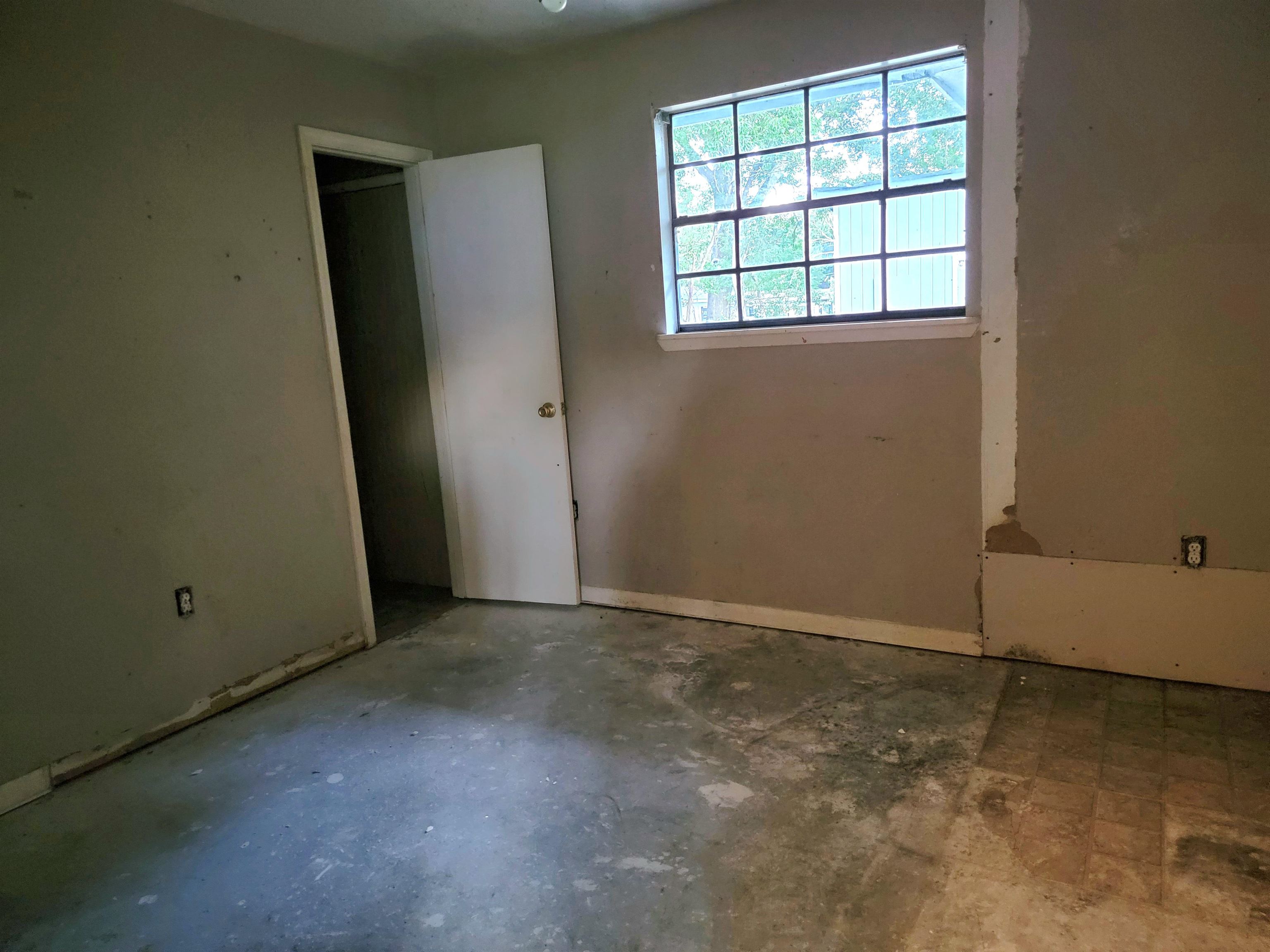 517 West Marigold Avenue Foley, AL 36535 - Photo 8 of 16