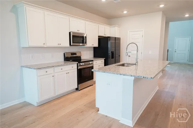 $2,600 | 111 Saltgrass Lane, Bloomingdale, GA 31302