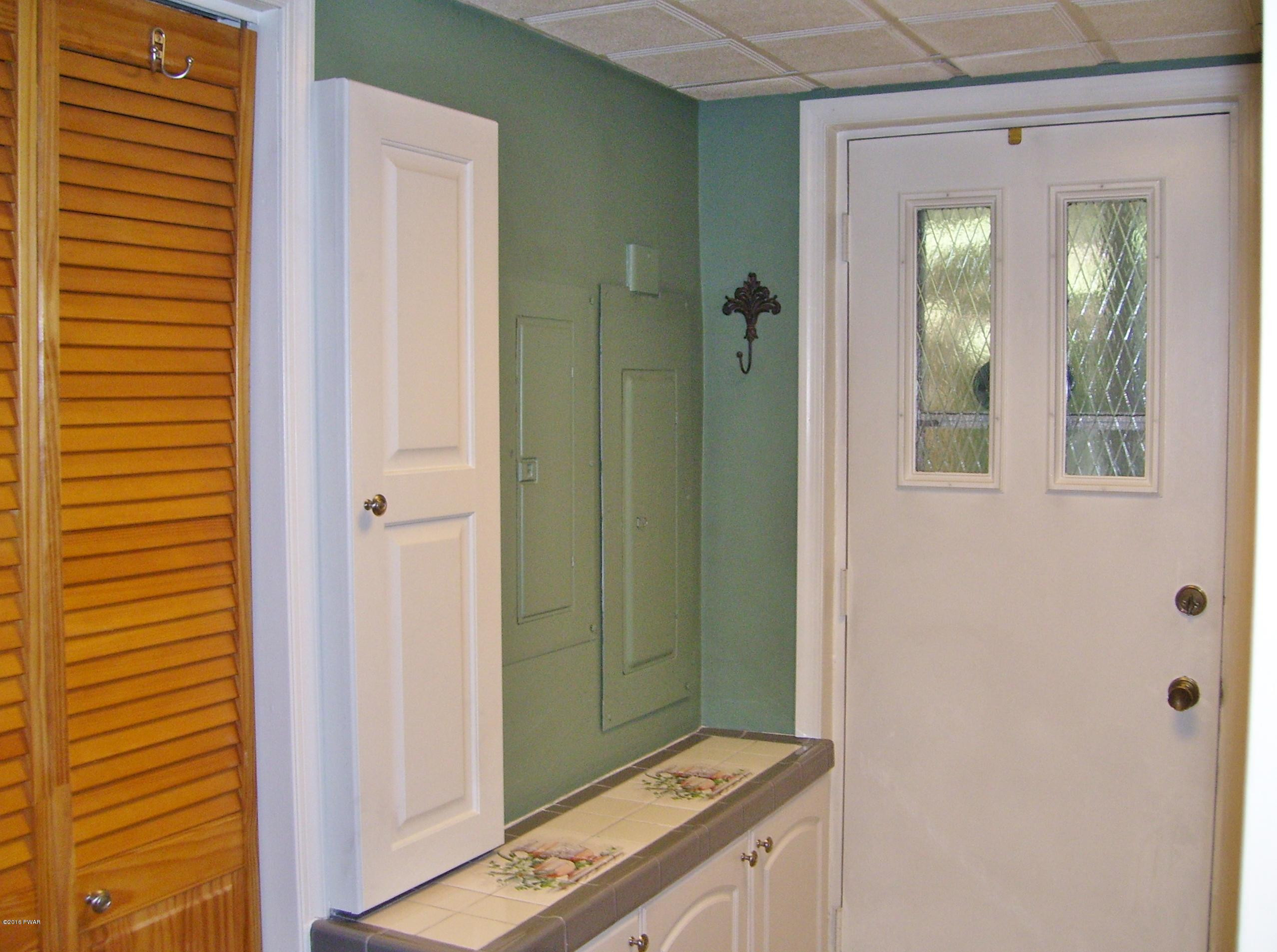 261 Oak Hill Road Hawley, PA 18428 - Photo 62 of 92 Lower Level Laundry