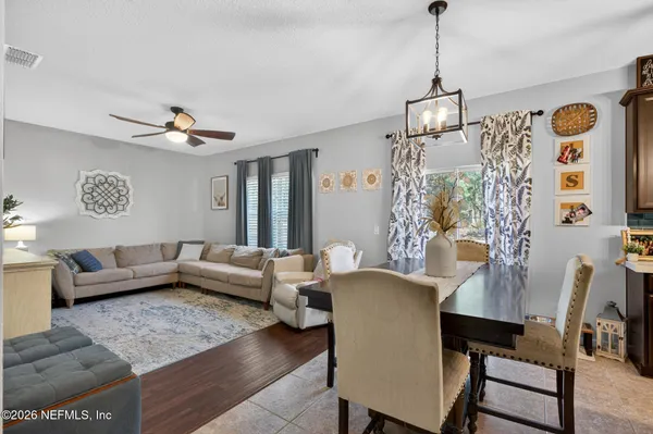 $345,900 | 813 Sunny Stroll Drive, Middleburg, FL 32068