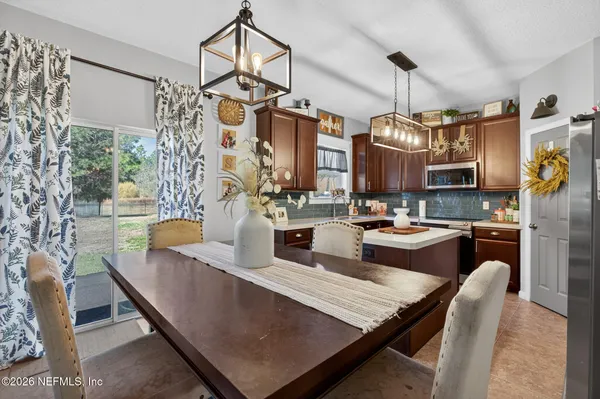 $345,900 | 813 Sunny Stroll Drive, Middleburg, FL 32068