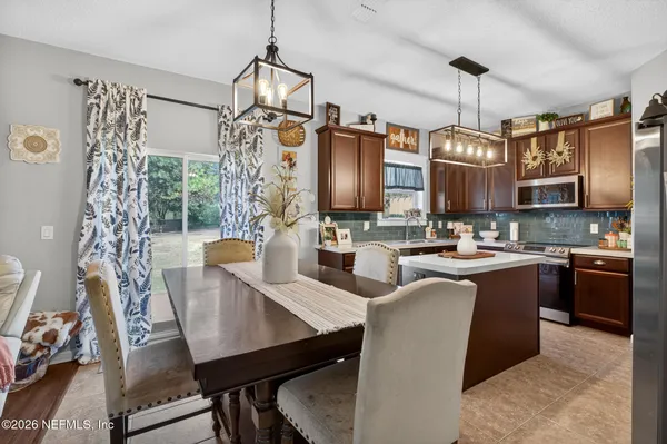 $345,900 | 813 Sunny Stroll Drive, Middleburg, FL 32068