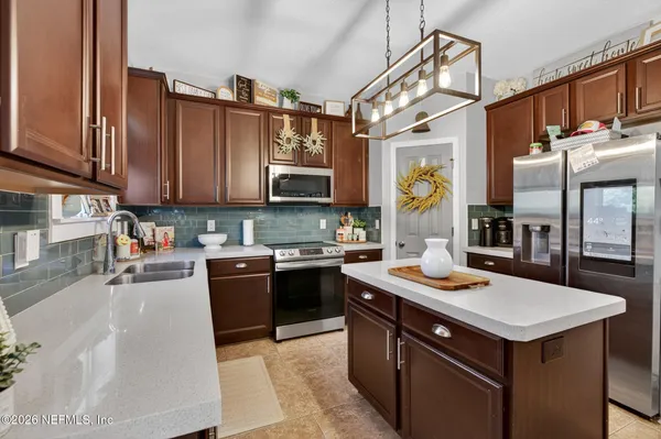 $345,900 | 813 Sunny Stroll Drive, Middleburg, FL 32068