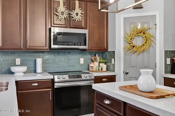 $345,900 | 813 Sunny Stroll Drive, Middleburg, FL 32068