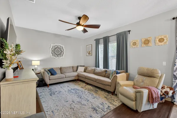 $345,900 | 813 Sunny Stroll Drive, Middleburg, FL 32068