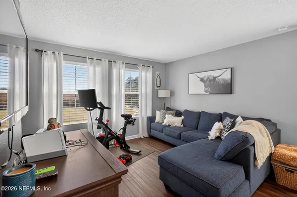 $345,900 | 813 Sunny Stroll Drive, Middleburg, FL 32068