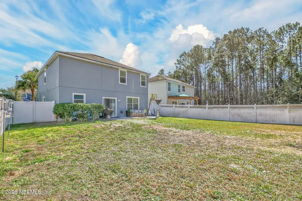 $345,900 | 813 Sunny Stroll Drive, Middleburg, FL 32068