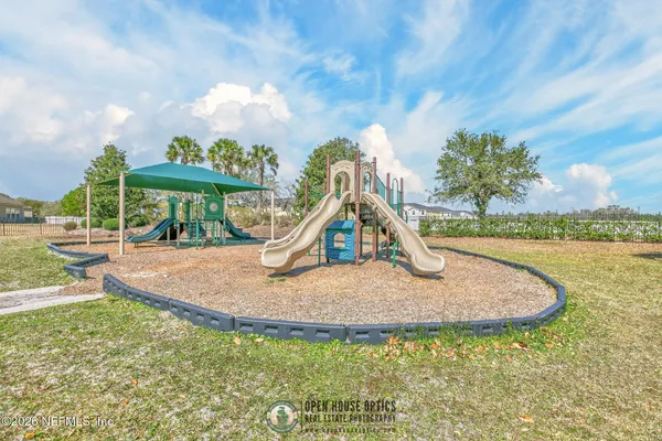 $345,900 | 813 Sunny Stroll Drive, Middleburg, FL 32068