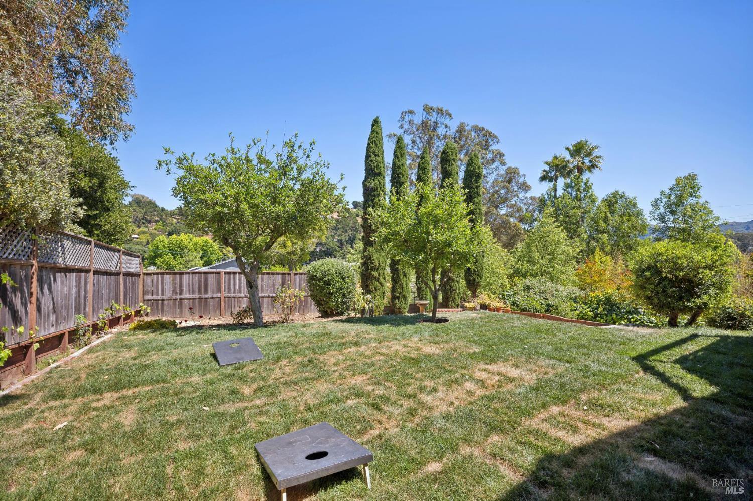 117 Longfellow Road Mill Valley, CA 94941 - Photo 30 of 70