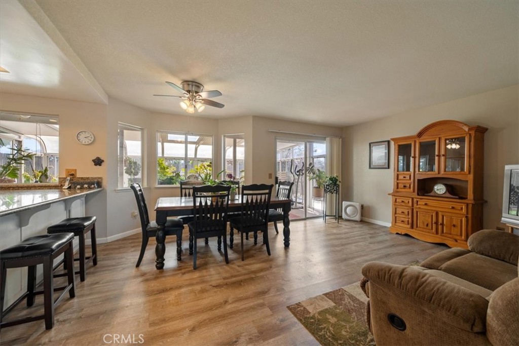 634 Hartnell Road Santa Maria, CA 93455 - Photo 8 of 31 LOOKING INTO FAMILY RM