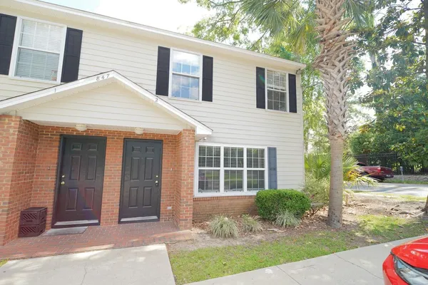 $2,000 | 847 West Georgia Street, Unit 2, Tallahassee, FL 32304
