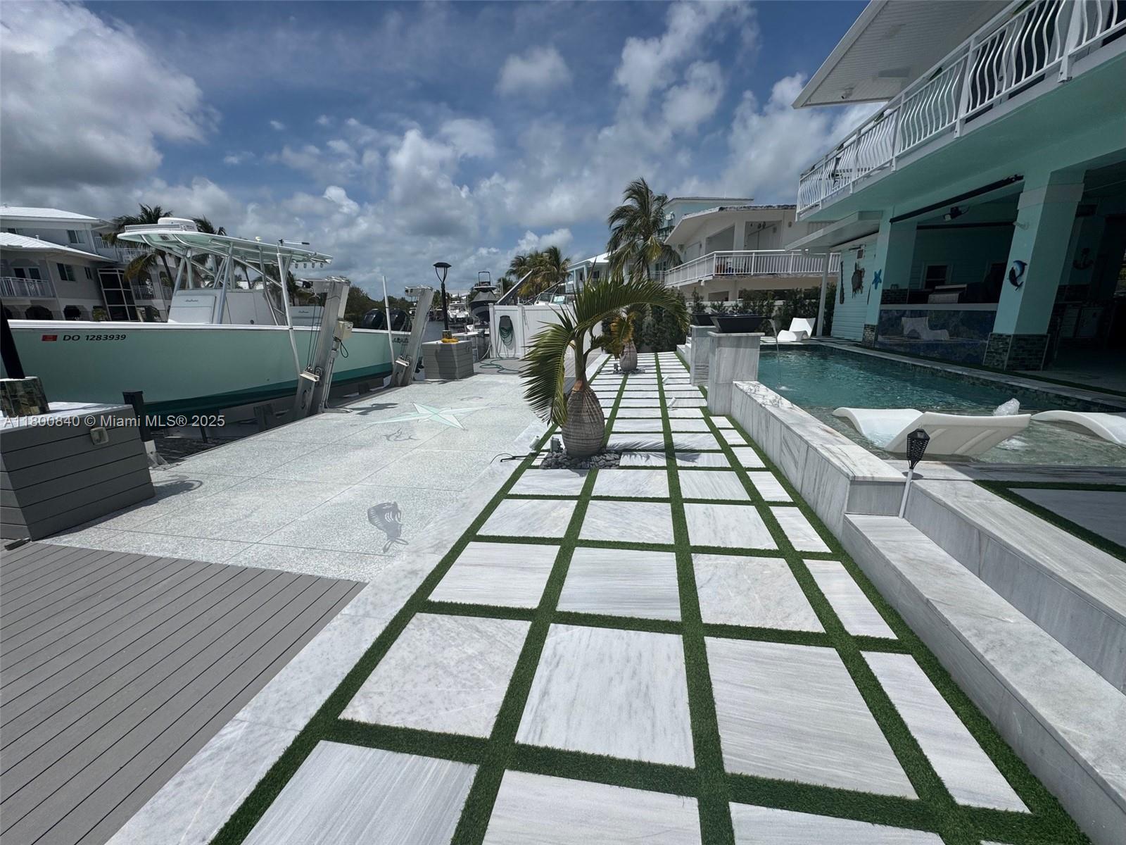157 La Paloma Road Key Largo, FL 33037 - Photo 34 of 60 Gallery Image 34