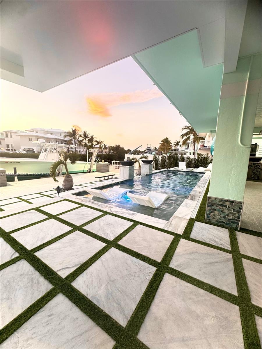 157 La Paloma Road Key Largo, FL 33037 - Photo 44 of 60 Gallery Image 44