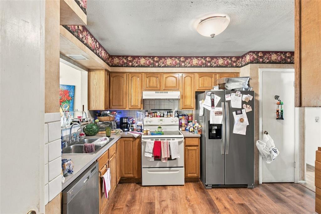 2647 McIntosh Road Dover, FL 33527 - Photo 14 of 38 Gallery Image 14