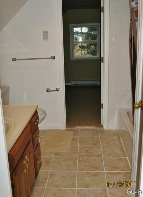292 Butztown Road Bethlehem, PA 18020 - Photo 12 of 13 Gallery Image 12