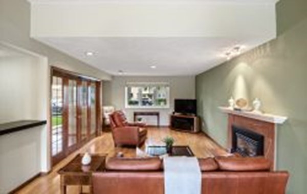 12 Sutton Place, Unit 12 Swampscott, MA 01907 - Photo 2 of 41 Gallery Image 2