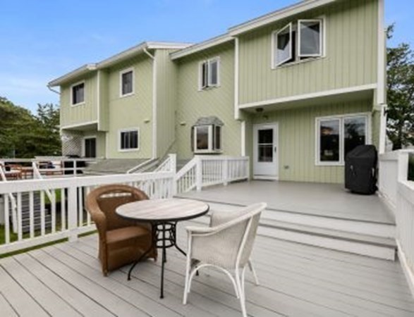 12 Sutton Place, Unit 12 Swampscott, MA 01907 - Photo 39 of 41 Gallery Image 39