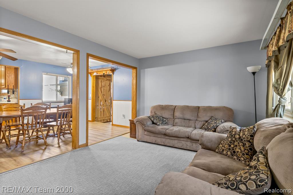 7210 Sheldon Road Belleville, MI 48111 - Photo 6 of 60