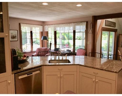 23 Waters Road Sutton, MA 01590 - Photo 4 of 41