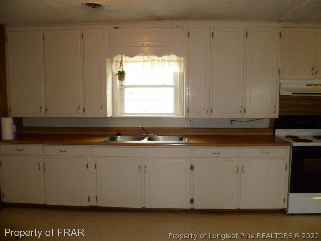 6958 Red Springs Road Red Springs, NC 28377 - Photo 7 of 22 Gallery Image 7