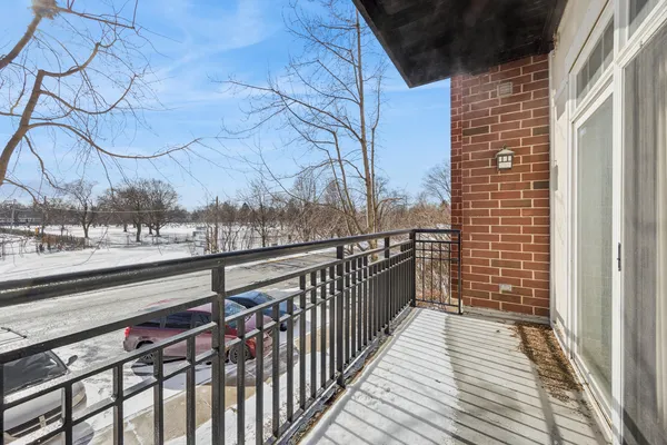 $350,000 | 7753 Van Buren Street, Unit 211, Forest Park, IL 60130