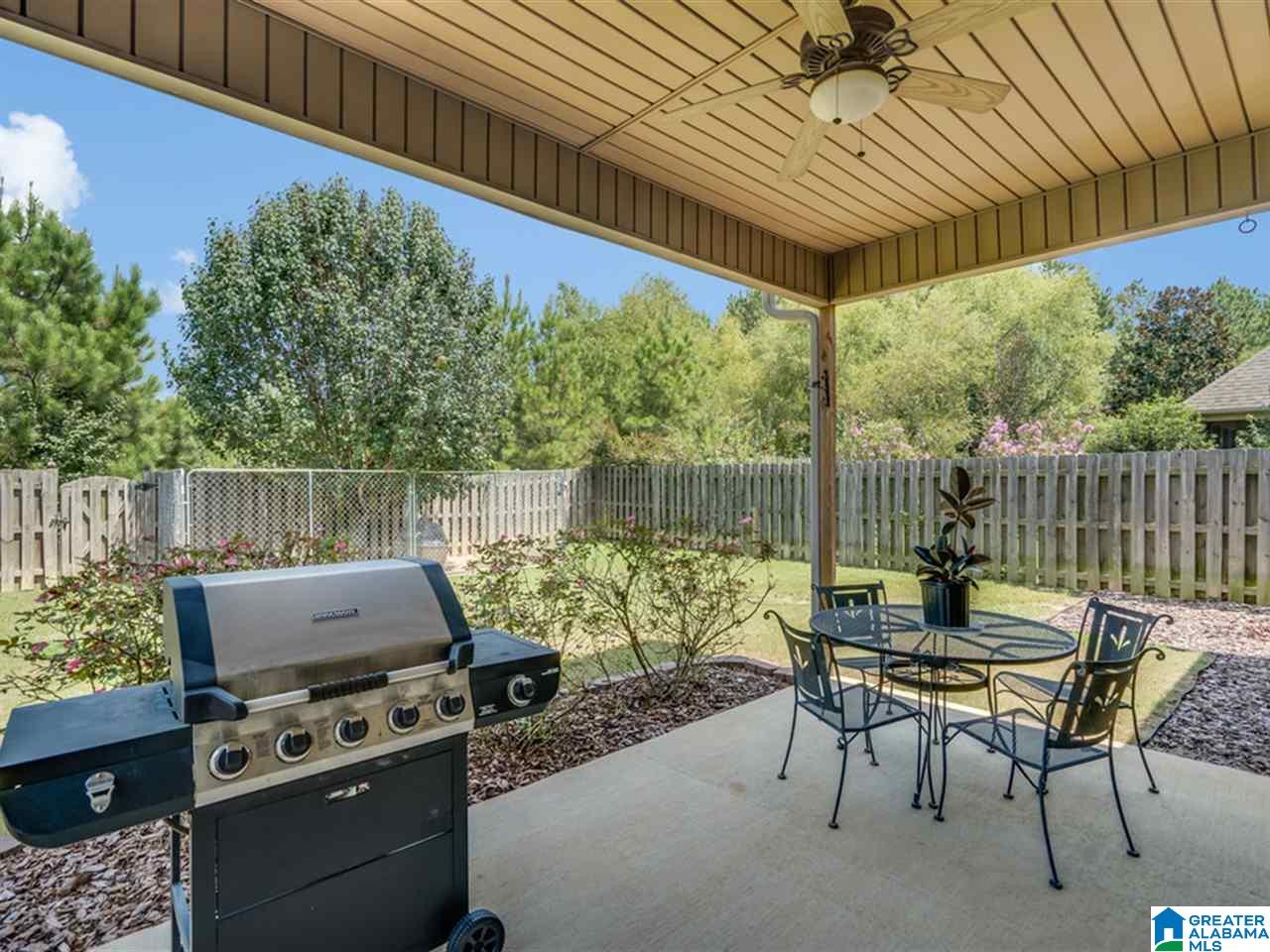 655 Waterford Lane Calera, AL 35040 - Photo 15 of 36