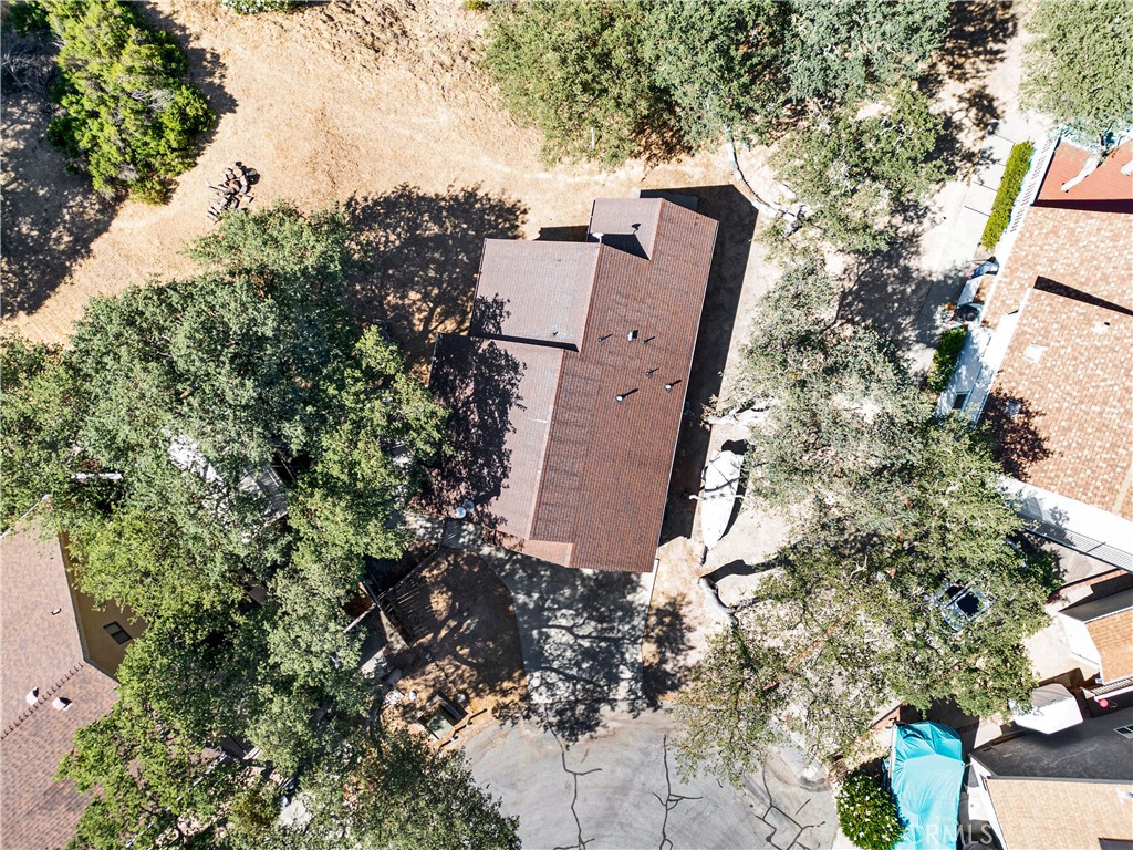 8040 Ready Road Bradley, CA 93426 - Photo 30 of 40 an aerial view of a house with a yard and garden