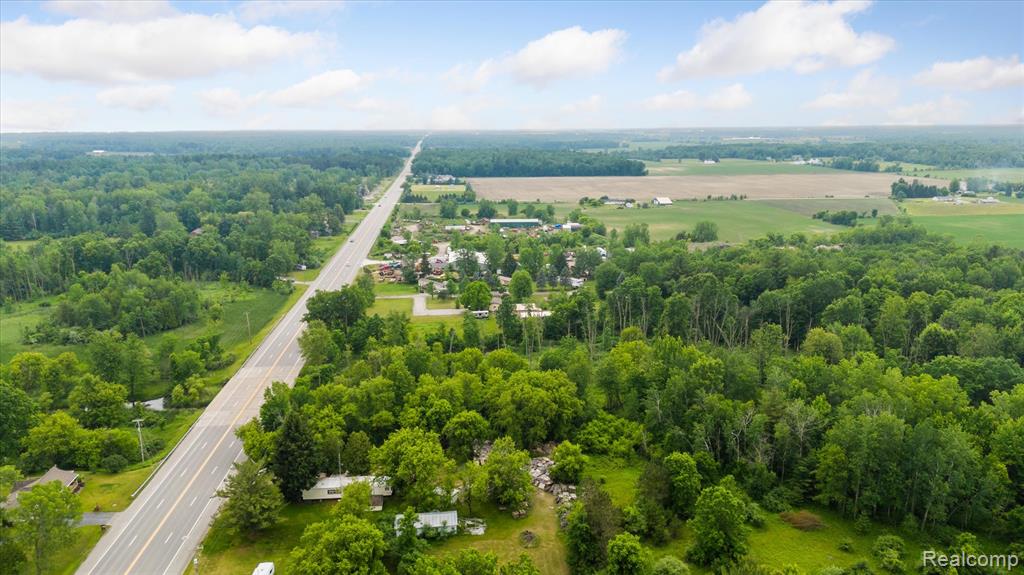 4800 South Huron Road Standish, MI 48658 - Photo 18 of 31