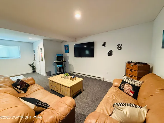 $2,500 | 104 Sugar Maple Lane, Tobyhanna, PA 18466