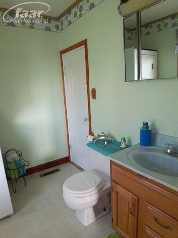 3954 McClelan Road Owosso, MI 48867 - Photo 10 of 16 20185311-9.JPG