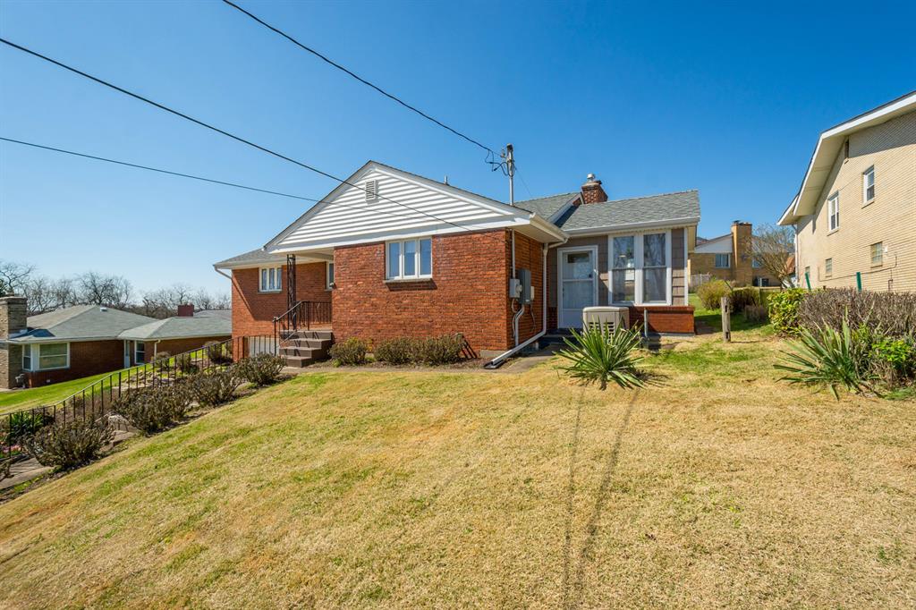 103 Lincoln Road Clairton, PA 15025 - Photo 30 of 36