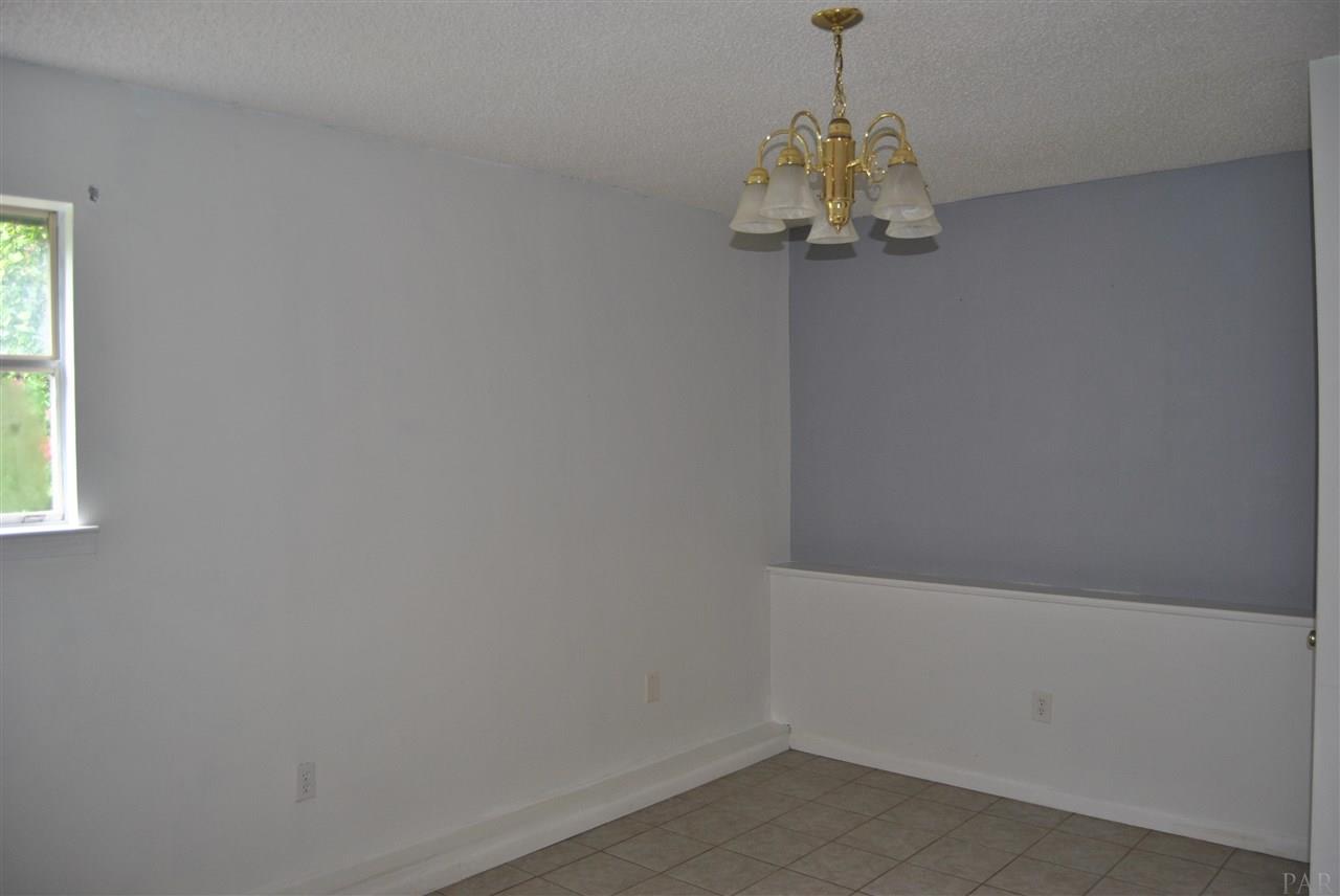 135 Santa Rosa Road Cantonment, FL 32533 - Photo 13 of 20