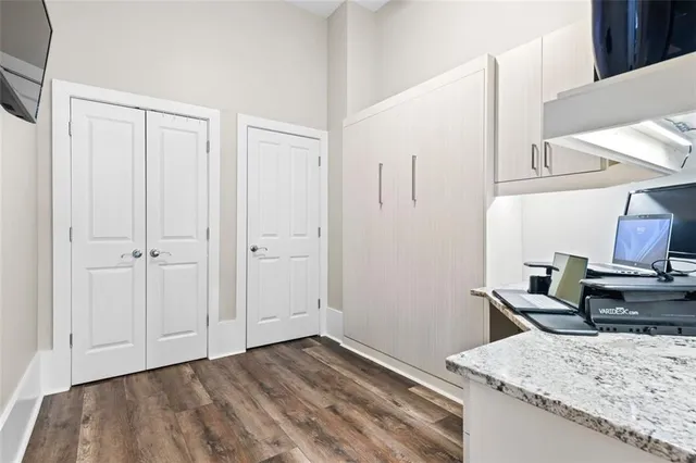 $590,000 | 2881 Peachtree Street Northeast, Unit 605, Atlanta, GA 30305