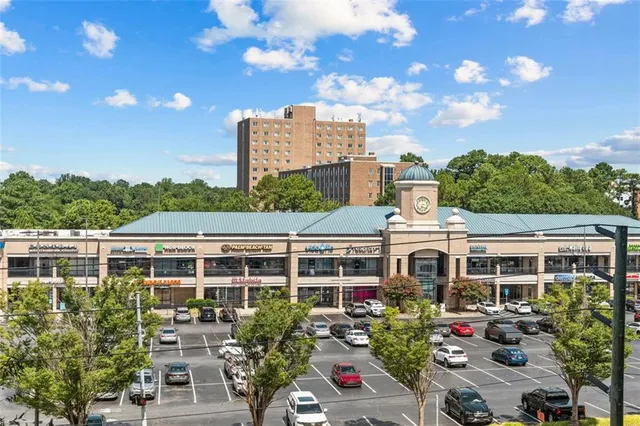 $590,000 | 2881 Peachtree Street Northeast, Unit 605, Atlanta, GA 30305