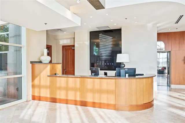 $590,000 | 2881 Peachtree Street Northeast, Unit 605, Atlanta, GA 30305