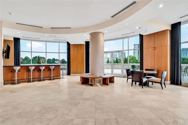 $590,000 | 2881 Peachtree Street Northeast, Unit 605, Atlanta, GA 30305